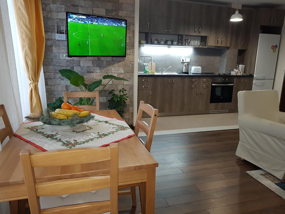 Apartemen Yavorov *