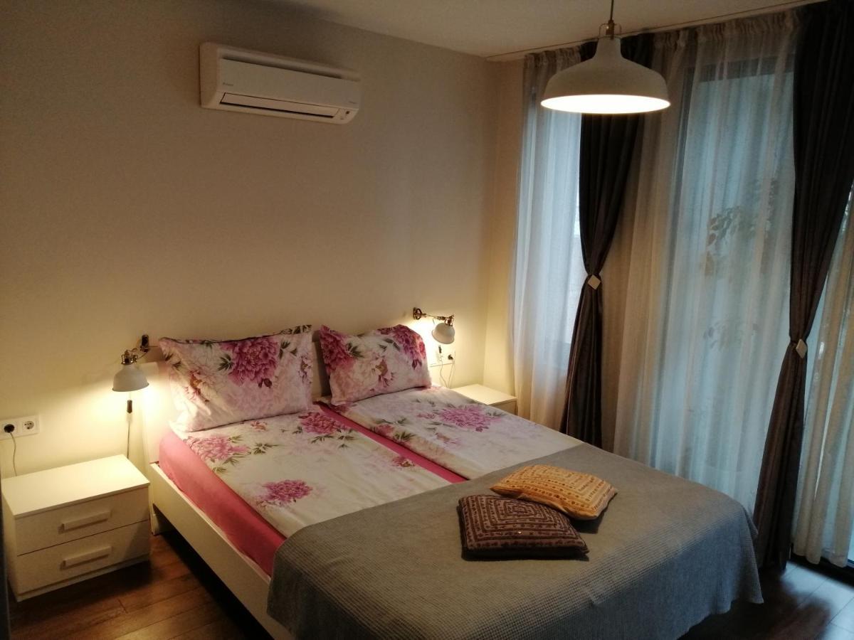 Yavorov Apartemen *